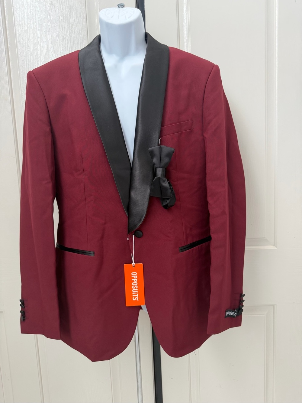 Opposuits Burgundy Satin-Lapel Tuxedo Blazer w/Bow Tie Sz 40